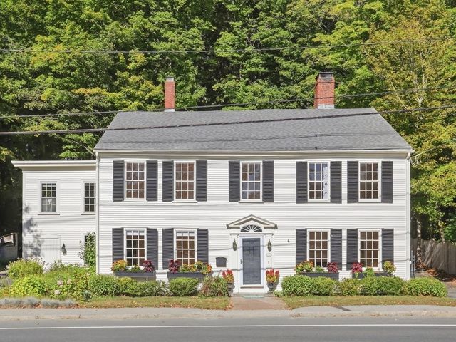 249 Main St, Groveland, MA 01834