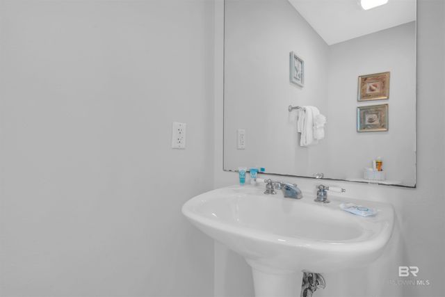 1524 WEST BEACH Boulevard 706, Gulf Shores, AL 36542
