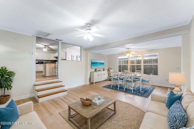 522 3RD Avenue S, Jacksonville Beach, FL 32250