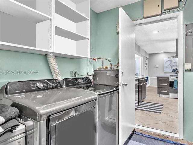 8581 NW 15th Ct, Pembroke Pines, FL 33024