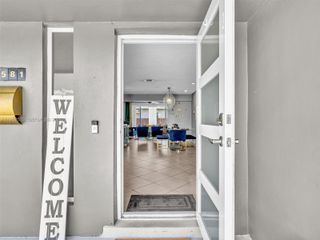 8581 NW 15th Ct, Pembroke Pines, FL 33024