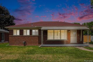 5239 E 13 Mile Road, Warren, MI 48092