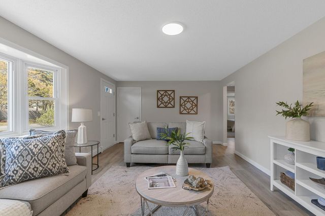 100 Village Lane, Wellfleet, MA 02667