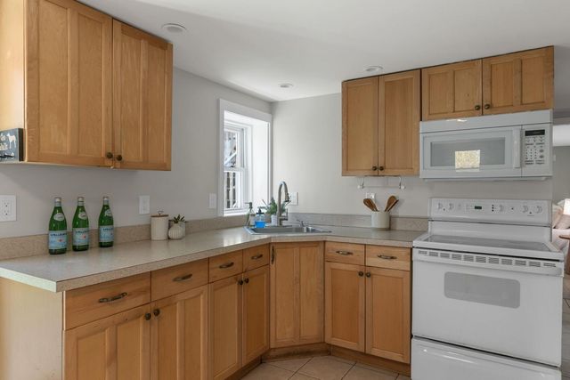 100 Village Lane, Wellfleet, MA 02667