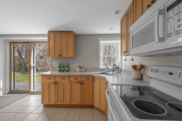100 Village Lane, Wellfleet, MA 02667