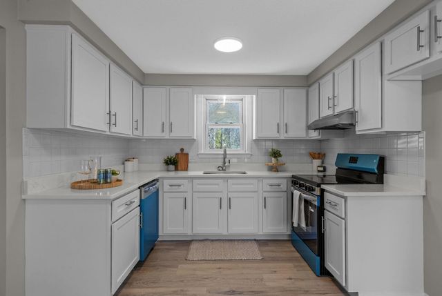 100 Village Lane, Wellfleet, MA 02667