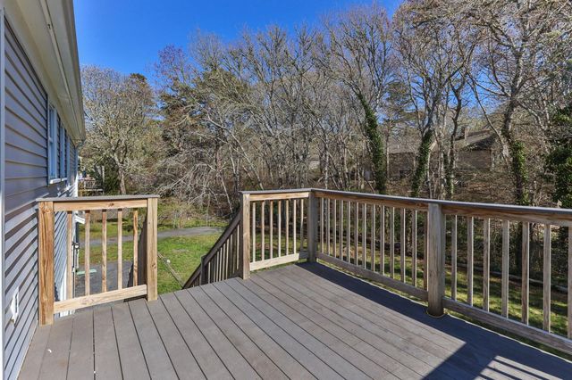 100 Village Lane, Wellfleet, MA 02667