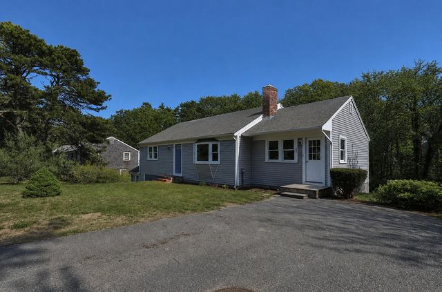 100 Village Lane, Wellfleet, MA 02667