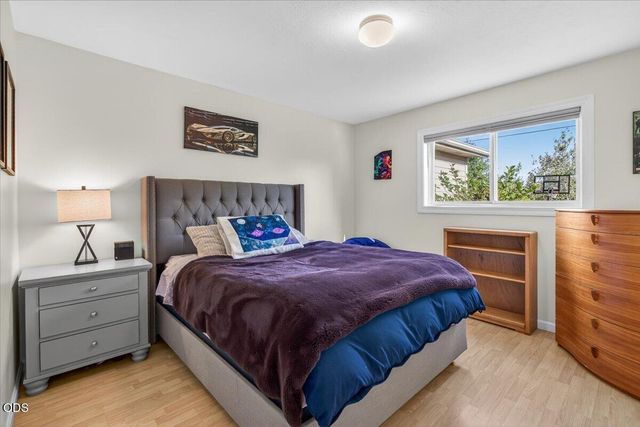 2334 Black Oak Way, Ashland, OR 97520