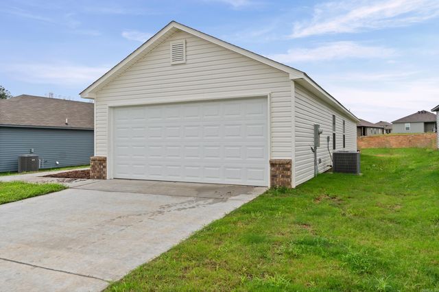 8072 Chesapeake Trail, Bauxite, AR 72011