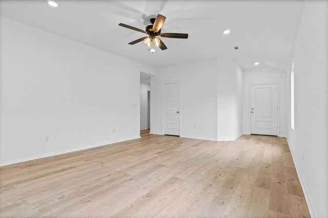 8072 Chesapeake Trail, Bauxite, AR 72011