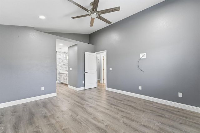 359 Trevor Ave, Oakdale, CA 95361