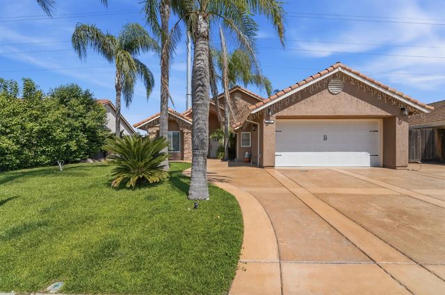 359 Trevor Ave, Oakdale, CA 95361