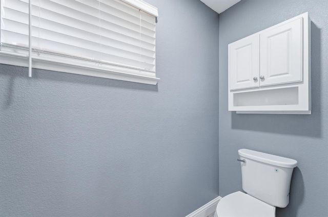 359 Trevor Ave, Oakdale, CA 95361