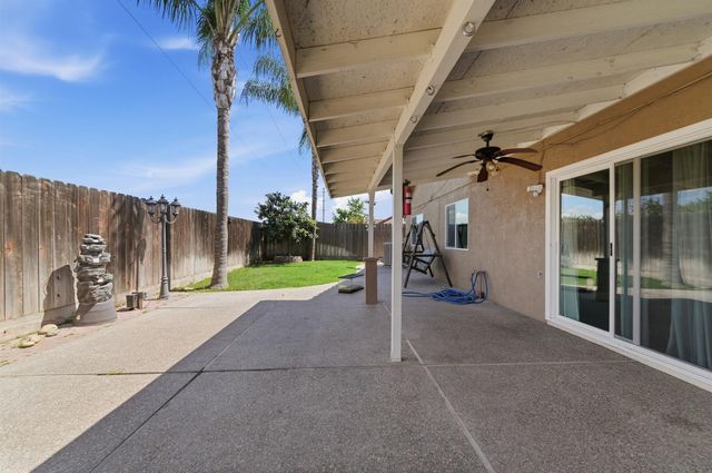 359 Trevor Ave, Oakdale, CA 95361