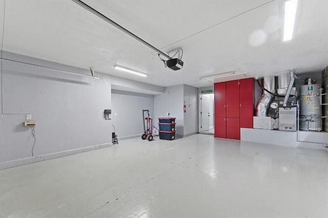 359 Trevor Ave, Oakdale, CA 95361