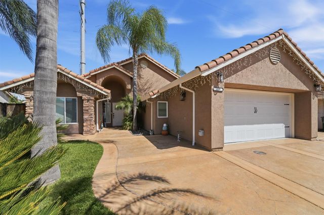 359 Trevor Ave, Oakdale, CA 95361