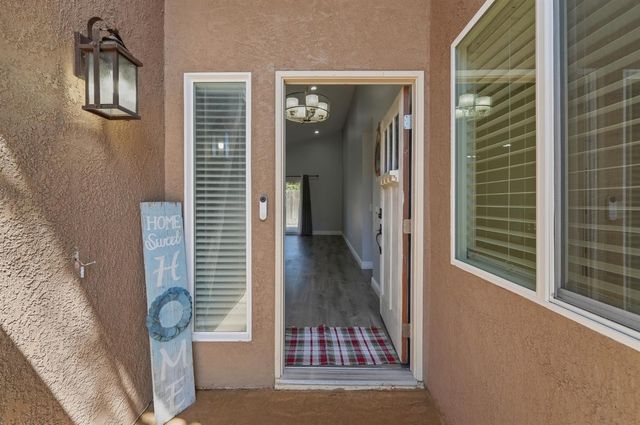 359 Trevor Ave, Oakdale, CA 95361