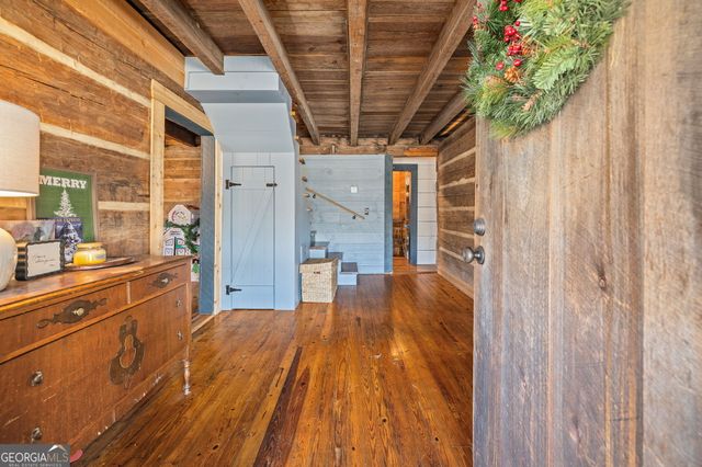 28 Ayersville Road, Toccoa, GA 30577