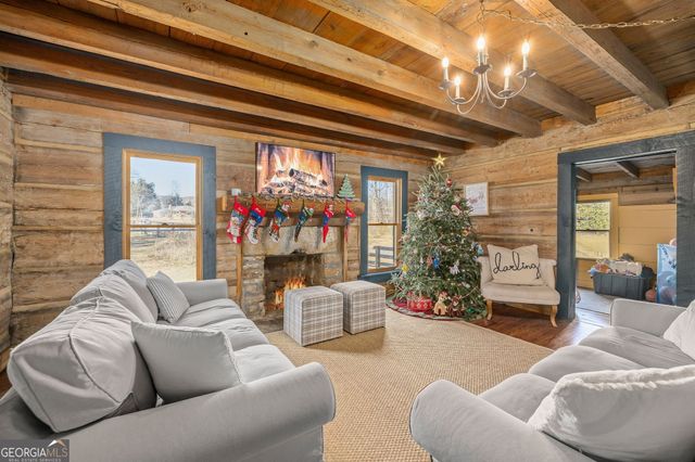 28 Ayersville Road, Toccoa, GA 30577