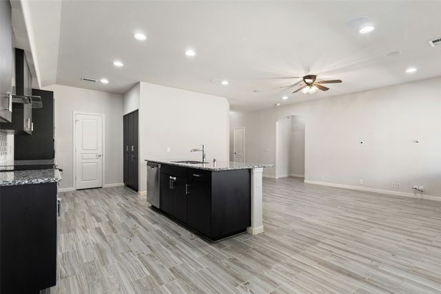 816 Harrison Lane, Lavon, TX 75166