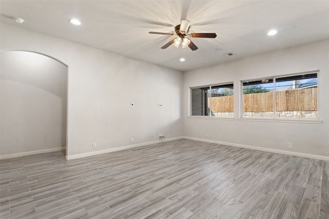 816 Harrison Lane, Lavon, TX 75166