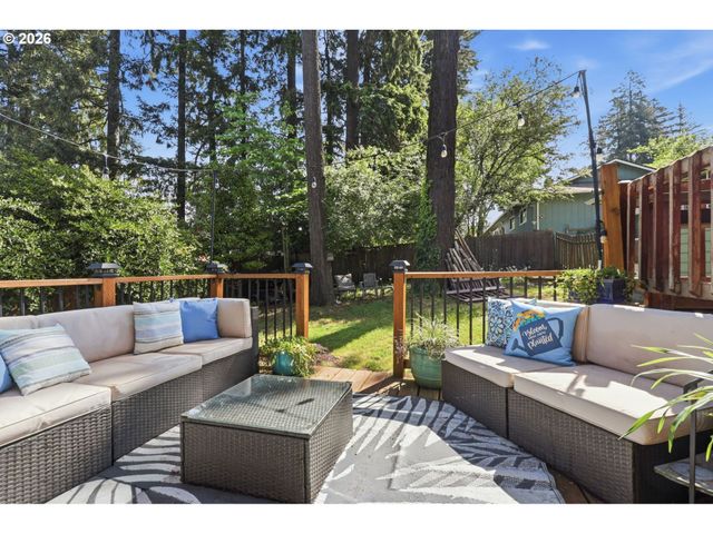3743 Se HAGER Ln, Milwaukie, OR 97267