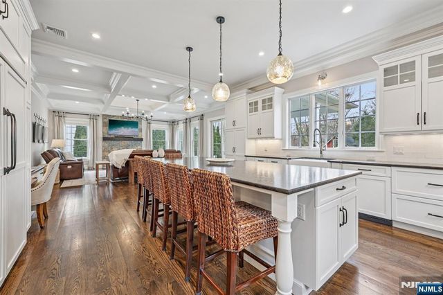 16 Norman Place, Tenafly, NJ 07670