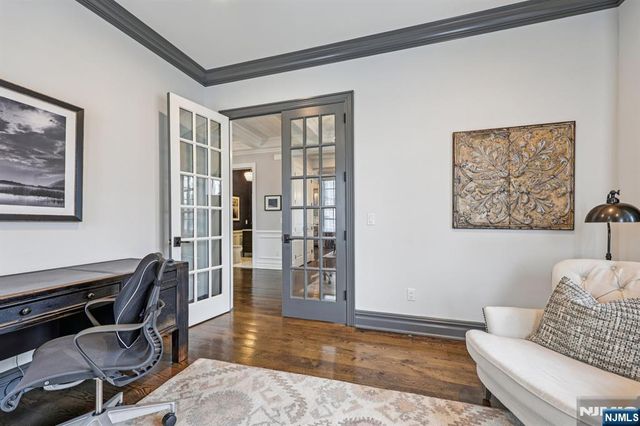 16 Norman Place, Tenafly, NJ 07670