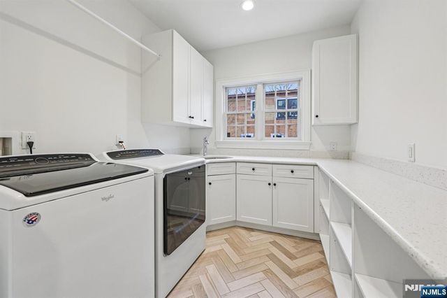 16 Norman Place, Tenafly, NJ 07670