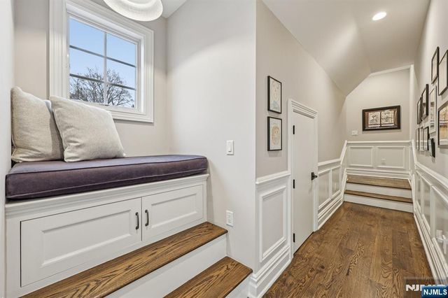 16 Norman Place, Tenafly, NJ 07670