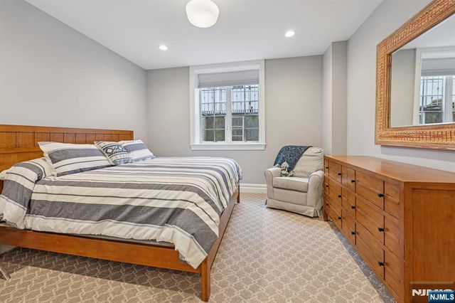 16 Norman Place, Tenafly, NJ 07670