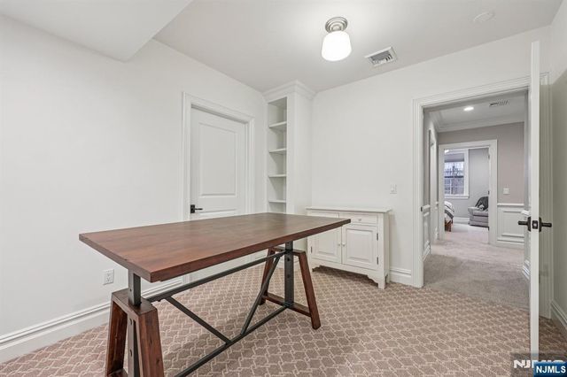 16 Norman Place, Tenafly, NJ 07670