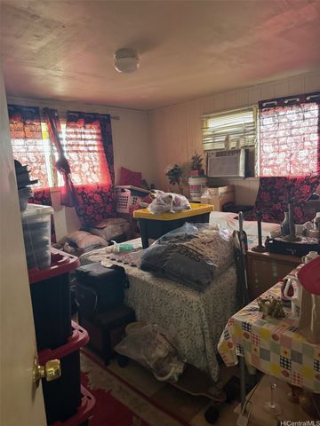 84-1086 Farrington Highway, Waianae, HI 96792