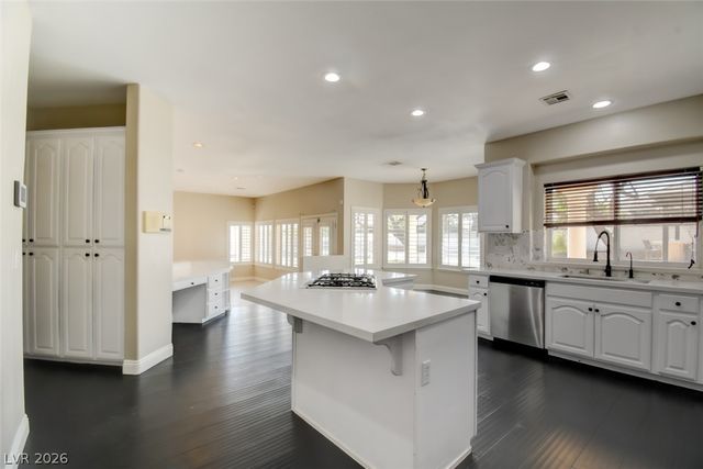 8623 Golden Canyon Road, Las Vegas, NV 89129