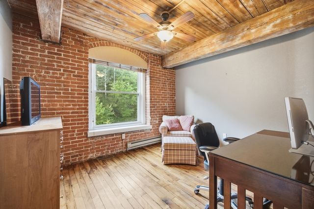 14 Sanford St 5, Medway, MA 02053