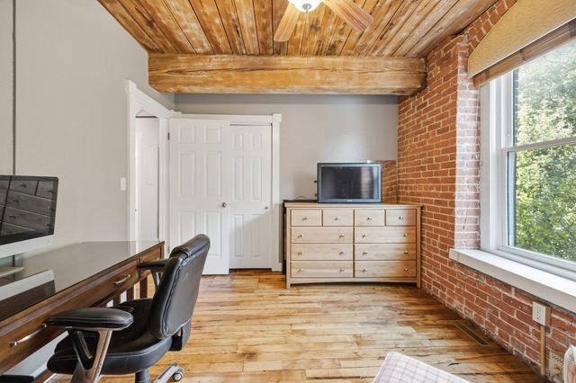 14 Sanford St 5, Medway, MA 02053