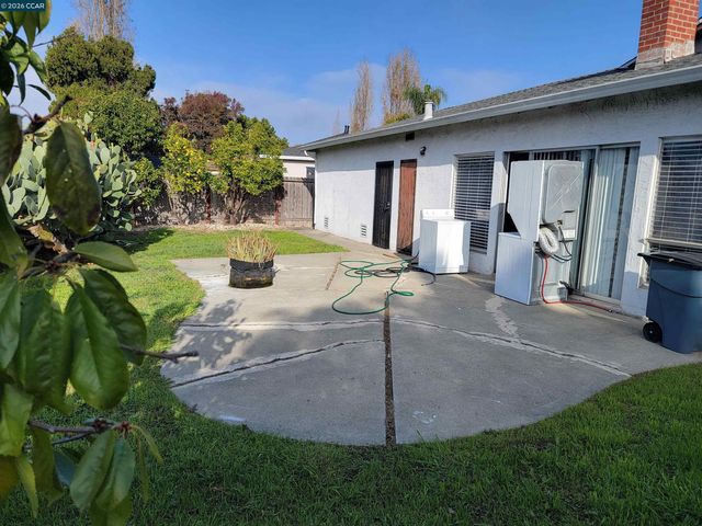 36305 Colbert Pl, Newark, CA 94560