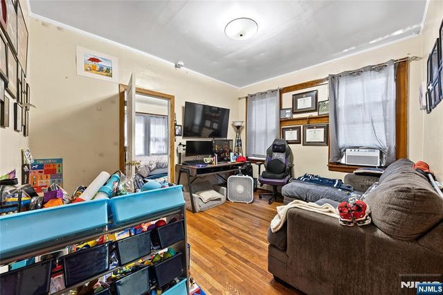 284-286 12th Street, Newark, NJ 07107