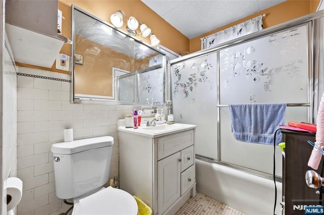 284-286 12th Street, Newark, NJ 07107