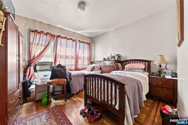 284-286 12th Street, Newark, NJ 07107