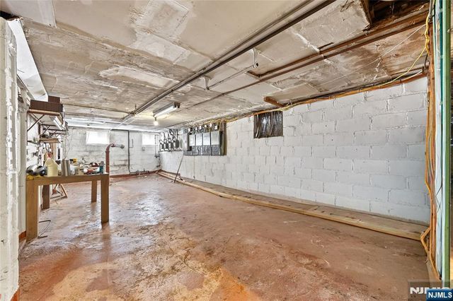 284-286 12th Street, Newark, NJ 07107