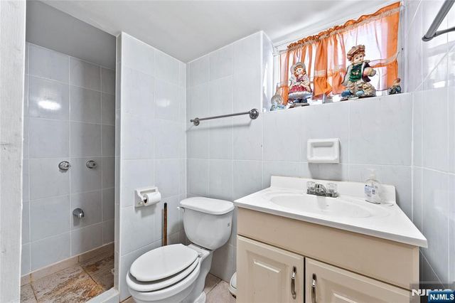284-286 12th Street, Newark, NJ 07107