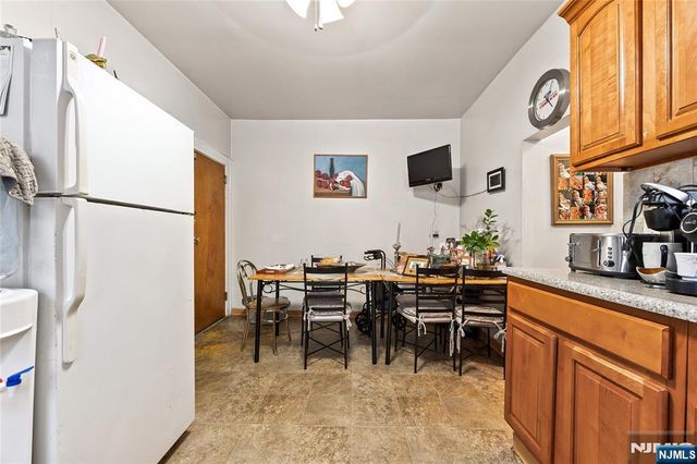 284-286 12th Street, Newark, NJ 07107