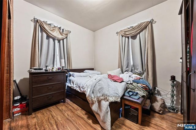 284-286 12th Street, Newark, NJ 07107