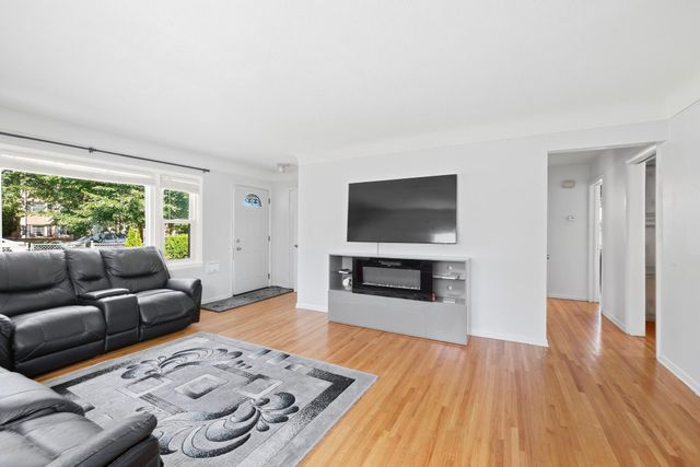 986 Blair Avenue, Saint Paul, MN 55104