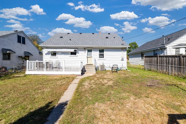 986 Blair Avenue, Saint Paul, MN 55104