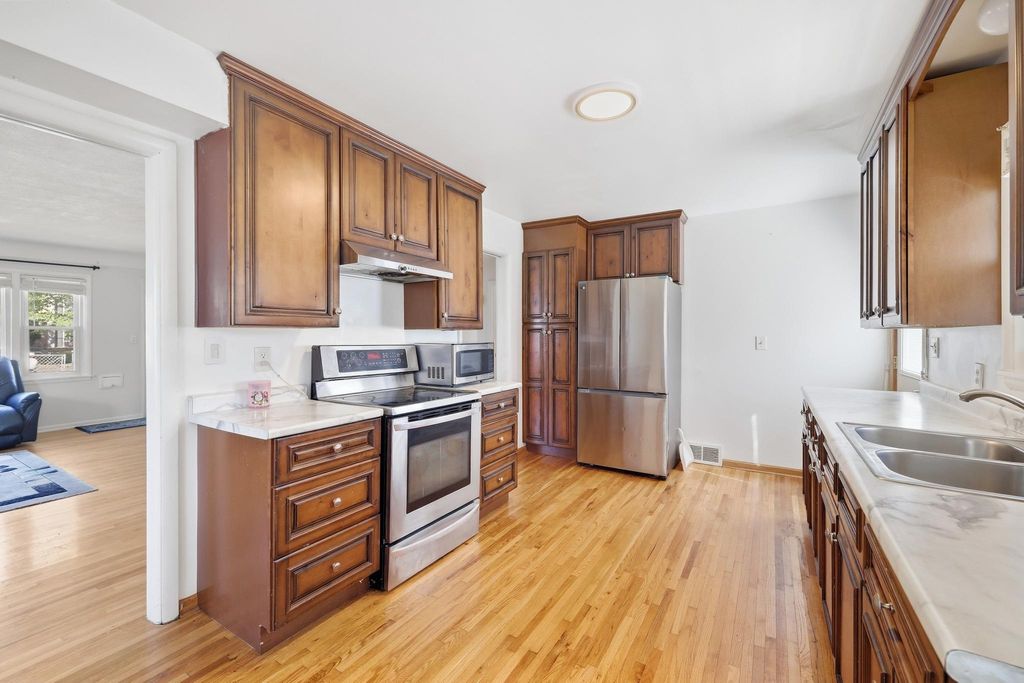 986 Blair Avenue, Saint Paul, MN 55104 — photo 5
