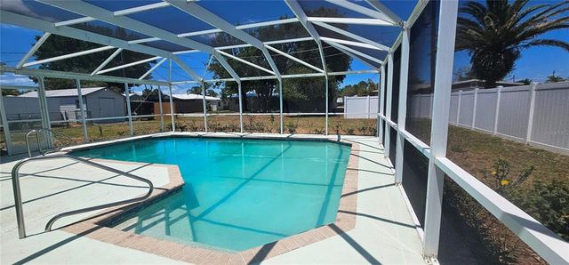 570 MIMOSA AVENUE NW, Port Charlotte, FL 33952