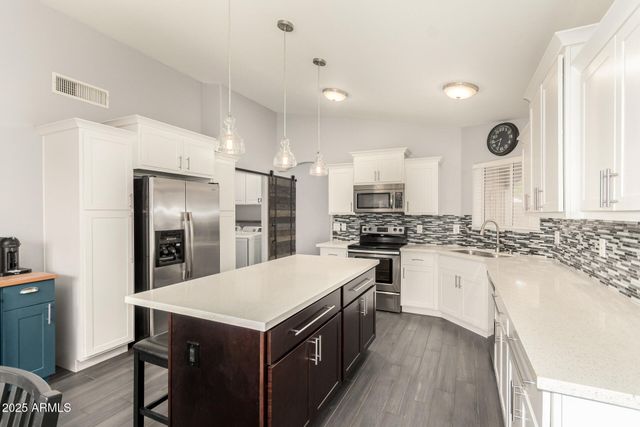 24 S WILLOW CREEK Street, Chandler, AZ 85225